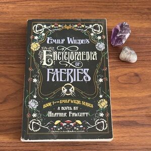 Emily Wilde's Encyclopaedia of Faeries - Heather Fawcett (Black Cover)